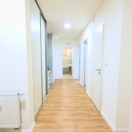 Brand New Apartment By Hockey Stadium Bratysława Zewnętrze zdjęcie