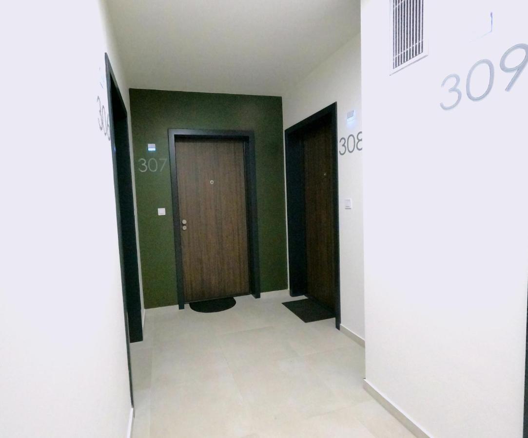 Brand New Apartment By Hockey Stadium Bratysława Zewnętrze zdjęcie