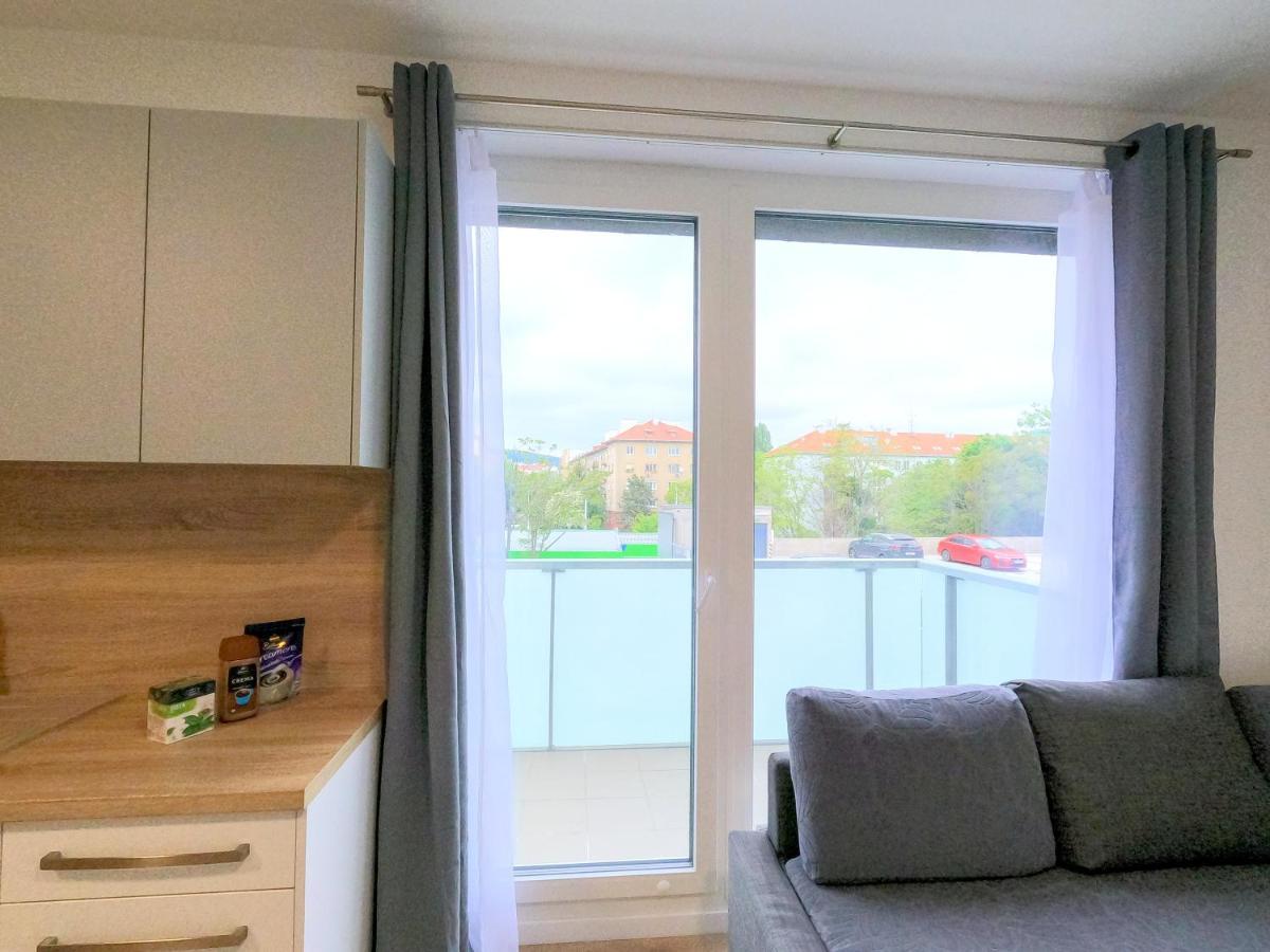 Brand New Apartment By Hockey Stadium Bratysława Zewnętrze zdjęcie